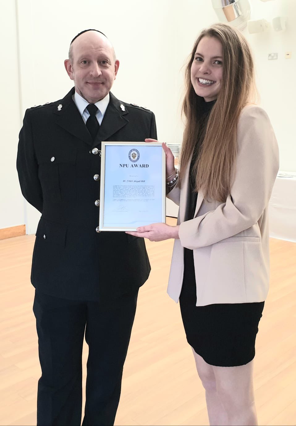 PC Hill and Birmingham East Neighbourhood Policing Unit Commander Chief Superintendent Mathew Shaer (credit WMP)